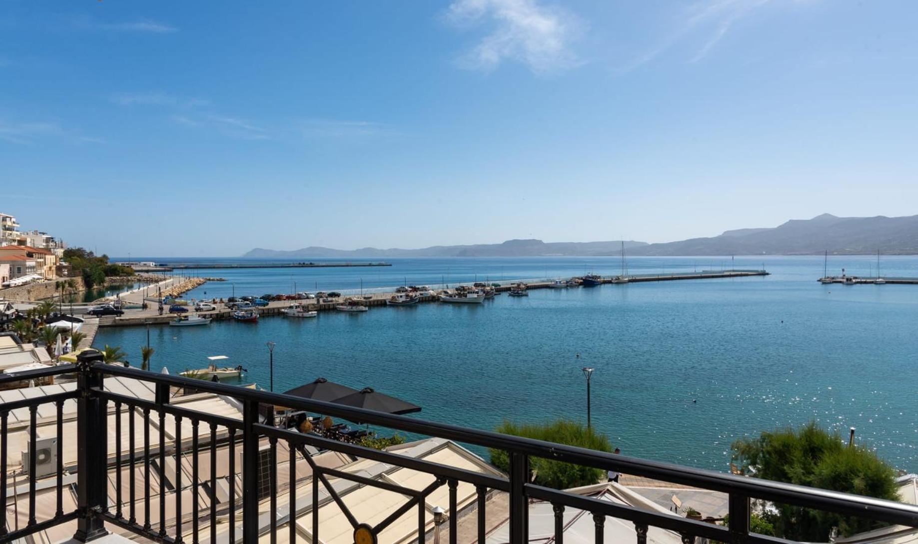 Old Port - 3min Walk To - Ac - Wifi Apartment